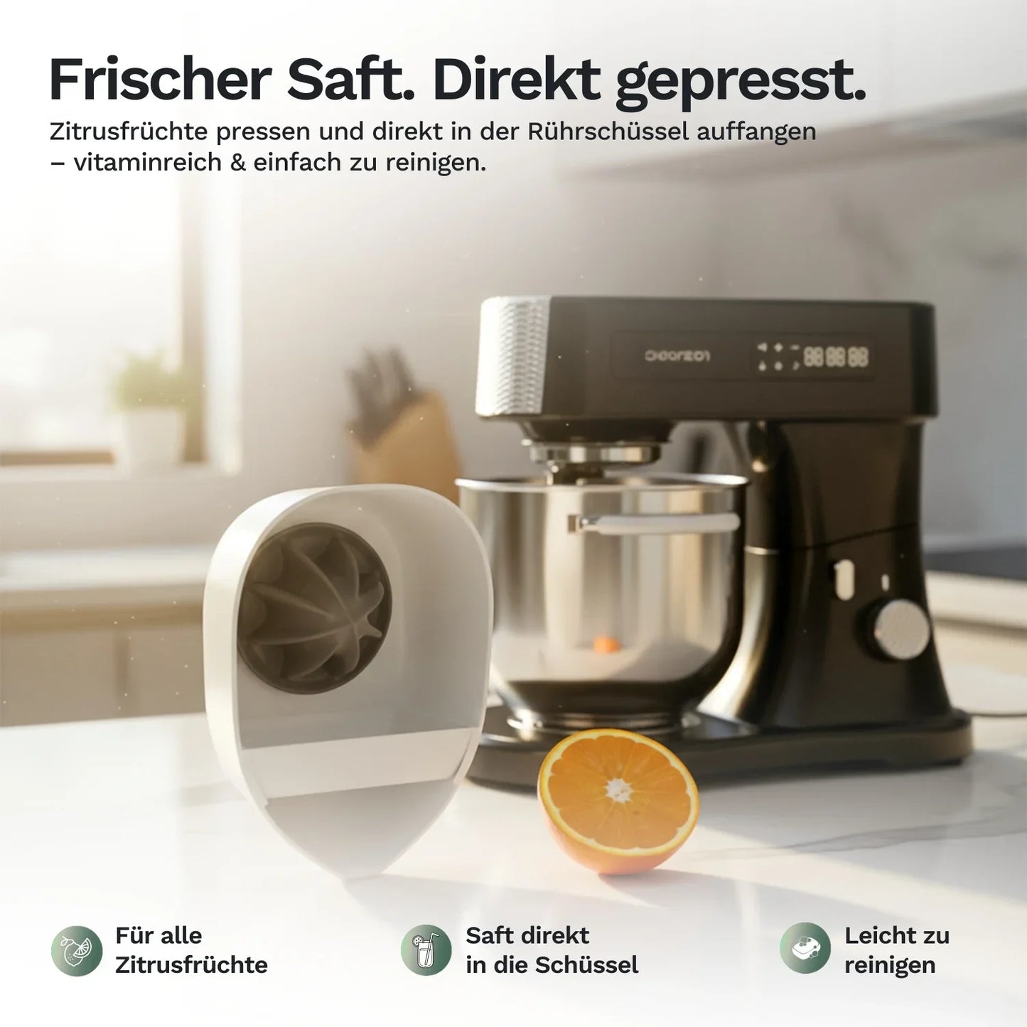 Zitruspresse-Aufsatz mit schwarzem Presskegel am Küchengerät